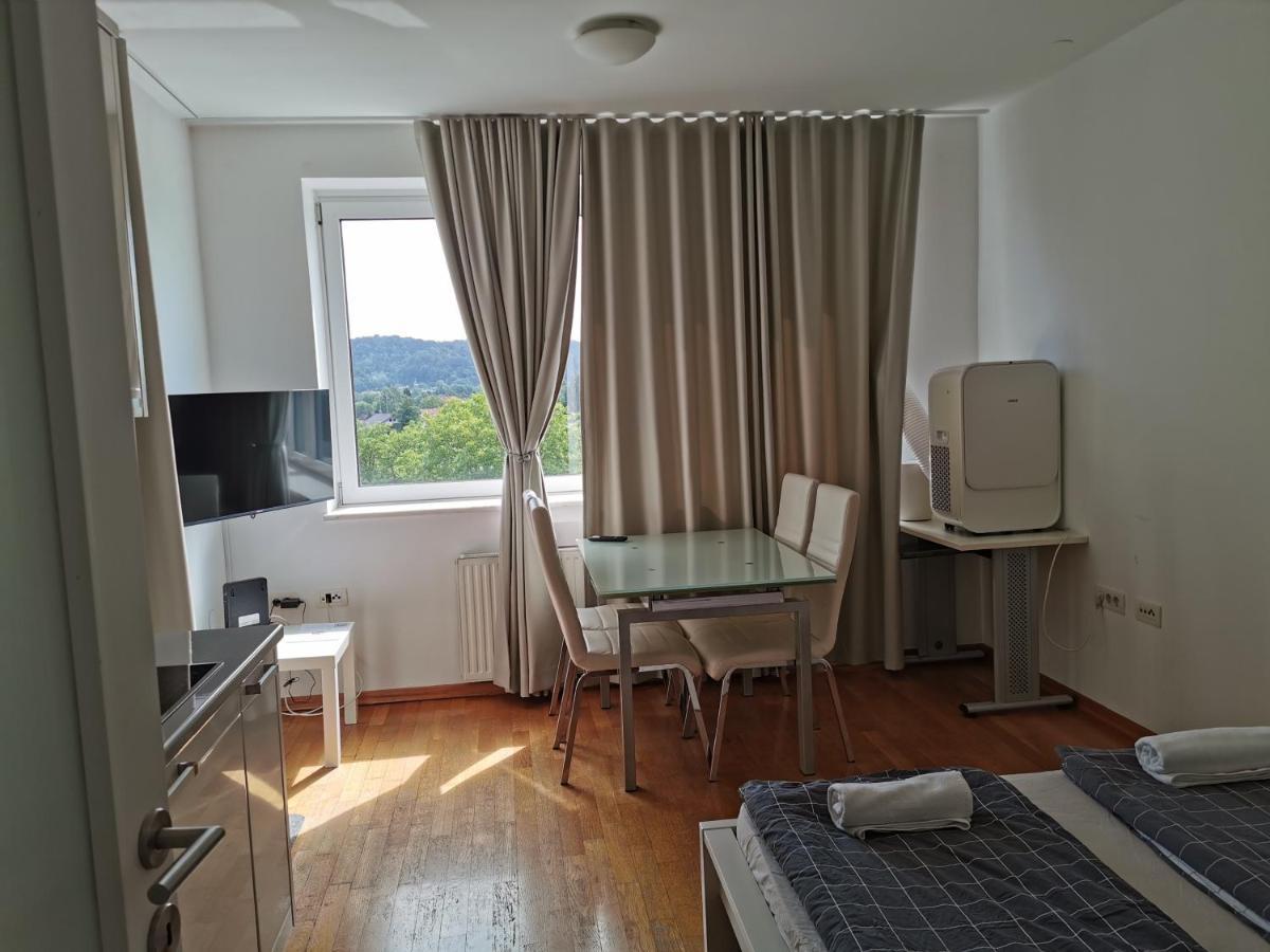 Trnovo Apartment With Free Parking Ljubljana Bagian luar foto